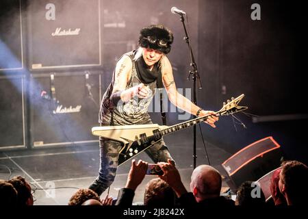 Oslo, Norvegia. Aprile, 30th 2022. La band Michael Schenker Group suona un concerto dal vivo alla Vulkan Arena di Oslo. Qui il chitarrista, compositore e compositore Michael Schenker è visto dal vivo sul palco. (Photo credit: Gonzales Photo - Terje Dokken). Foto Stock