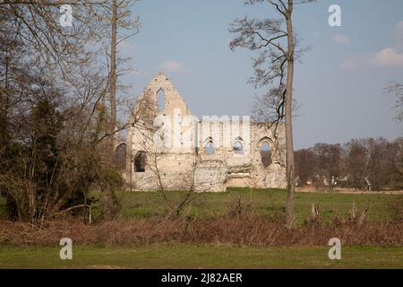 newark priory fiume wey navigazione pirford surrey inghilterra Foto Stock