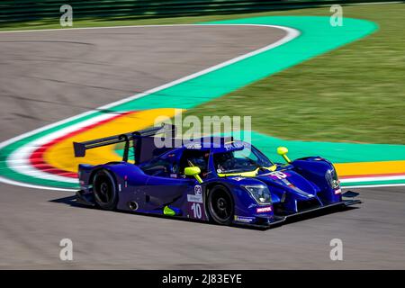 Imola, Italia - 12/05/2022, 10 CLOET Tom (bel), LLOVERAS Xavier (spa), VAN BERLO Glen (nld), Eurointernational, Ligier JS P320 - Nissan, in azione durante la 4 ore di Imola 2022, 2nd round della European le Mans Series 2022 sul circuito di Imola dal 12 al 15 maggio, a Imola, Italia - Foto Paulo Maria / DPPI Foto Stock