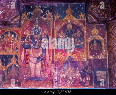 Murales a Varadaraja Perumal tempio muro a Kancheepuram Tamil Nadu, India, Asia Foto Stock