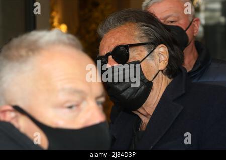 Al Pacino avvistato a Palazzo Parigi per le riprese di ‘Casa di Gucci’ a Milano, Italia con: Al Pacino dove: Milano, Italia quando: 12 mar 2021 Credit: Mairo Cinquetti/WENN Foto Stock