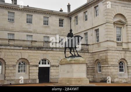 Statua equestre di Field Marshal Earl Roberts in Horse Guards Parade, Londra, Inghilterra. Foto Stock