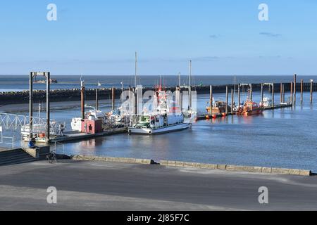 Maritim,Nordsee, Mare del Nord, Cuxhaven, Meer, Hafen, Porto, Schiff, nave, vista, Foto Stock