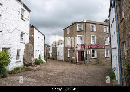 Il George and Dragon Public House nel centro del villaggio di Dent, Cumbria Foto Stock