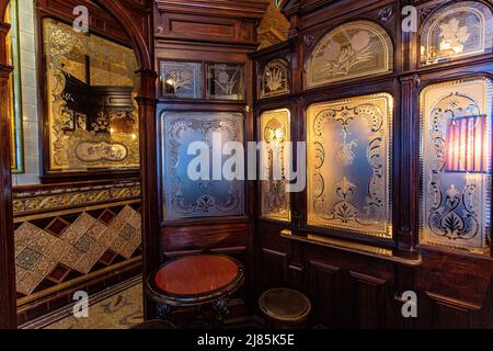 Pub tradizionale The Princess Luise a Londra, Regno Unito Foto Stock