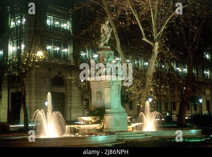 FUENTE DE APOLO O DE LAS CUATRO ESTACIONES REALIZADA ENTRE 1781 Y 1802. Autore: VENTURA RODRIGUEZ. UBICAZIONE: PASEO DEL PRADO. MADRID. SPAGNA. Foto Stock