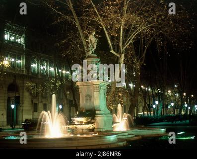 FUENTE DE APOLO O DE LAS CUATRO ESTACIONES REALIZADA ENTRE 1781 Y 1802. Autore: VENTURA RODRIGUEZ. UBICAZIONE: PASEO DEL PRADO. MADRID. SPAGNA. Foto Stock