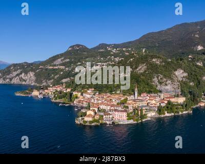 Veduta aerea di Varenna sul Lago di Como Foto Stock