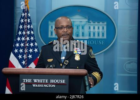 Washington DC, Stati Uniti. 13th maggio 2022. Detroit, Michigan il capo della polizia James White partecipa al briefing quotidiano alla Casa Bianca a Washington, DC, 13 maggio 2022. Credit: MediaPunch Inc/Alamy Live News Foto Stock