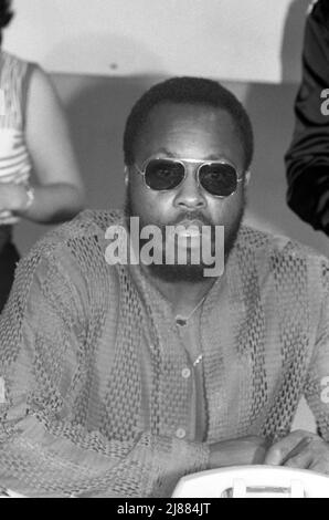 Roger E. Mosley al 2nd annuale United High Blood Pressure Foundation Telethon 1977 credito: Ralph Dominguez/MediaPunch Foto Stock