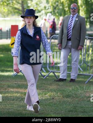 Windsor, Regno Unito. 14th maggio 2022. Lady Louise Windsor percorre il corso alla Land Rover International Driving al giorno 3 del Royal Windsor Horse Show, situato nei giardini privati del Castello di Windsor. La prima edizione del 1943, quest'anno, cade nell'anno giubilare del platino della Regina Elisabetta II Photo credit: Ben Cawthra/Sipa USA **NO UK SALES** Credit: Sipa USA/Alamy Live News Foto Stock