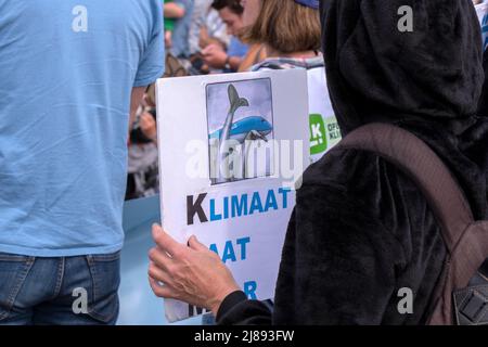 Amsterdam, Paesi Bassi. 14th maggio 2022. Manifestazione ribellione estinzione all'aeroporto di Schiphol Paesi Bassi 14-5-2022 Credit: Robert vant Hoenderdaal/Alamy Live News Foto Stock