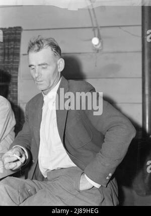 Aeroporto di Tulare County, California. Farm Security Administration (FSA) campo per lavoratori agricoli migratori a Farmersville. Presidente del consiglio del campo. Foto Stock