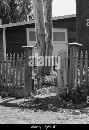 Aeroporto di Tulare County, California. Farm Security Administration (FSA) Mineral King Farm cooperative Association. Rimane la porta d'accesso al vecchio ranch. Ma la vecchia casa ranch è sostituita. Foto Stock