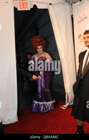 Ali Forney Centres Un posto al Table Gala festeggiando i talenti LGBT rosso tappeto a Cipriani's Wall Street a New York foto di Nadja Sayej Foto Stock