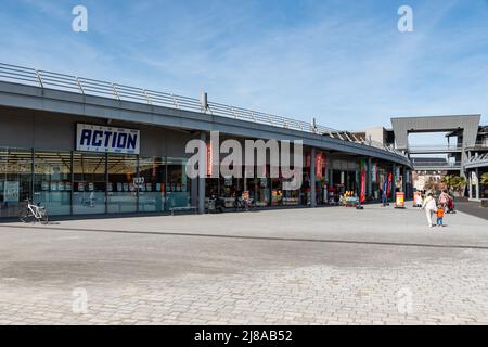 Maaseik, Limburg, Belgio - 04 12 2022 - Action non food discount store chain Foto Stock