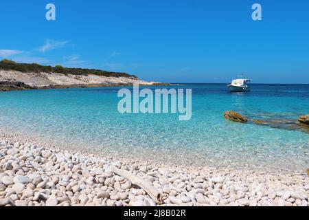 Donji Bili Bok spiaggia sull'isola di Proizd, Croazia Foto Stock