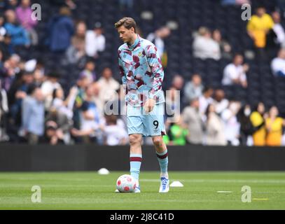 Londra, Regno Unito. Londra, Regno Unito. 15th maggio 2022; Tottenham Hotspur Stadium. Tottenham, Londra, Inghilterra; Premier League football, Tottenham Versus Burnley: WOUT Weghorst di Burnley si riscalda credito: Action Plus Sports Images/Alamy Live News Credit: Action Plus Sports Images/Alamy Live News Credit: Action Plus Sports Images/Alamy Live News Foto Stock