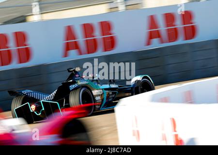 Berlino, Germania. 15th maggio 2022. 09 EVANS Mitch (nzl), Jaguar TCS Racing, Jaguar i-Type 5, in azione durante l'ePrix di Berlino 2022, incontro 5th del Campionato del mondo di Formula e ABB FIA 2021-22, sul circuito Tempelhof Airport Street dal 13 al 15 maggio, a Berlino - Foto Frédéric le Floch / DPPI credito: DPPI Media/Alamy Live News Credit: DPPI Media/Alamy Live News Foto Stock