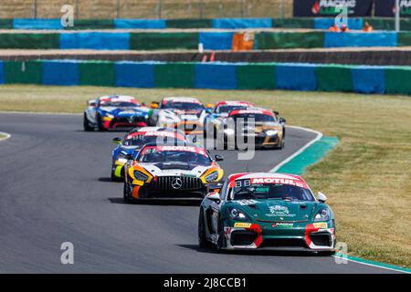 121 BURET Timothé, CAMPBELL Christopher, K-Worx, Porsche 718 Cayman GT4 RS Clubsport, in azione durante il round 2nd del Championnat de France FFSA GT 2022, dal 13 al 15 maggio sul circuito di Nevers Magny-Cours a Magny-Cours, Francia - Foto Clément Luck / DPPI Foto Stock