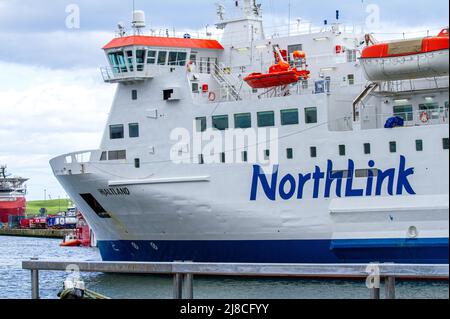 Il traghetto Northlink Hjaltland è ancorato al porto di Aberdeen e si prepara a navigare verso Kirkwall, Orkney, e Lerwick a Shetland, Scozia Foto Stock