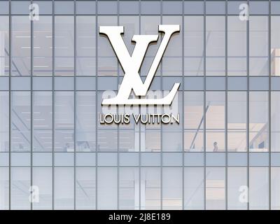 Parigi, Francia. Maggio 2, 2022. Solo per uso editoriale, 3D CGI. Logo Louis Vuitton Signage sulla parte superiore dell'edificio in vetro. Direttore dell'ufficio della multinazionale della Moda Foto Stock