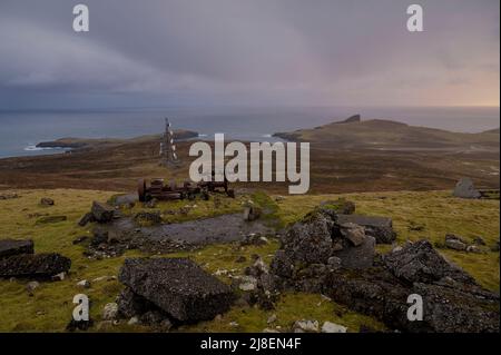 Una vista dalla cima di Ward Hill, il punto più alto di Fair Isle Foto Stock