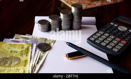 Casa Building prestito EMI calcolo, calcolo degli interessi di HBL, servizi bancari, tasso di interesse Foto Stock