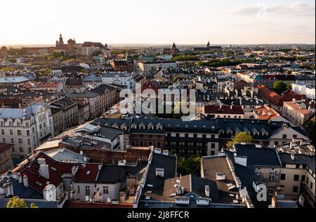 (NOTA EDITORIALE: Immagine scattata con drone)Vista aerea del distretto di Kazimierz. Foto Stock
