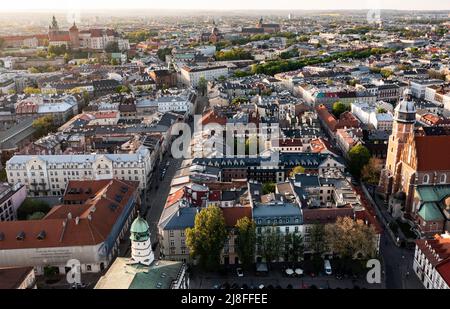 (NOTA EDITORIALE: Immagine scattata con drone)Vista aerea del distretto di Kazimierz. Foto Stock