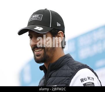 13 maggio 2022, Berlino, Tempelhofer Damm, 12101 Berlino, Germania: Berlino: Il Campionato del mondo di Formula e inizia a Tempelhofer Flugfeld. 22 piloti stanno combattendo per due vittorie di tappa.la foto mostra Lucas di grassi (Credit Image: © Simone Kuhlmey/Pacific Press via ZUMA Press Wire) Foto Stock