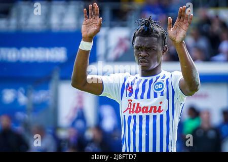 Odense, Danimarca. 15th maggio 2022. Emmanuel Sabbi (11) di OB visto durante la partita Superliga del 3F tra Odense Boldklub e Soenderjyske al Parco Naturale dell'energia di Odense. (Photo Credit: Gonzales Photo/Alamy Live News Foto Stock