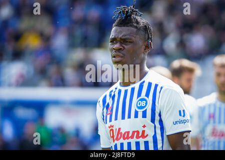 Odense, Danimarca. 15th maggio 2022. Emmanuel Sabbi (11) di OB visto durante la partita Superliga del 3F tra Odense Boldklub e Soenderjyske al Parco Naturale dell'energia di Odense. (Photo Credit: Gonzales Photo/Alamy Live News Foto Stock