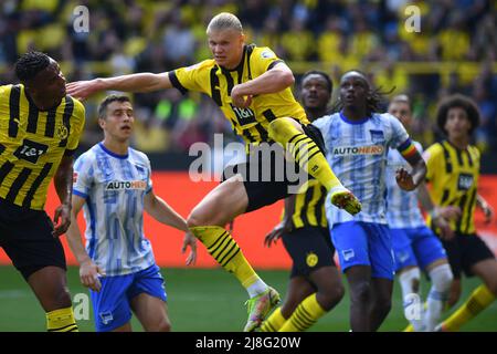 DORTMUND, GERMANIA - MAGGIO 14 2022: Erling Haaland. La partita tra Bundesliga Borussia Dortmund e Herta Berlin al Signal Iduna Park Foto Stock