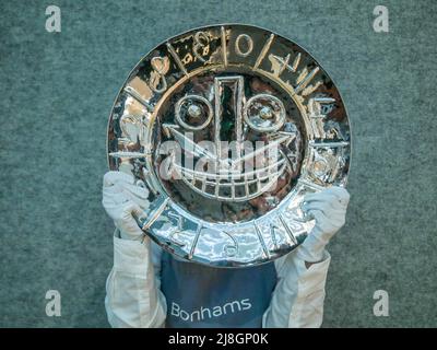 Londra UK Lunedì 16 Maggio 2022 Leading the sale Visage en forme d'Horloge, Est £30.000- 50.000 Picasso mania a Bonams, Londra Paul Quezada-Neiman/Alamy Live News Foto Stock