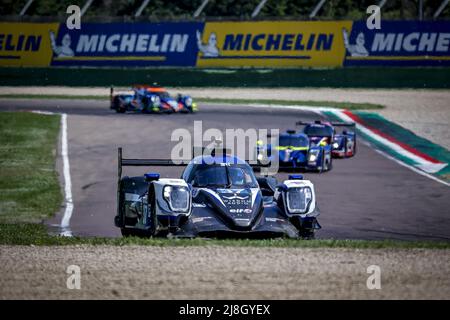 37 KRUTTEN Niklas (ger), LAPIERRE Nicolas (fra), YE Yifei (chn), Cool Racing, Oreca 07 - Gibson, in azione durante la 4 ore di Imola 2022, 2nd round della 2022 European le Mans Series sul circuito di Imola dal 12 al 15 maggio, a Imola, Italia - Foto: Paulo Maria/DPPI/LiveMedia Foto Stock