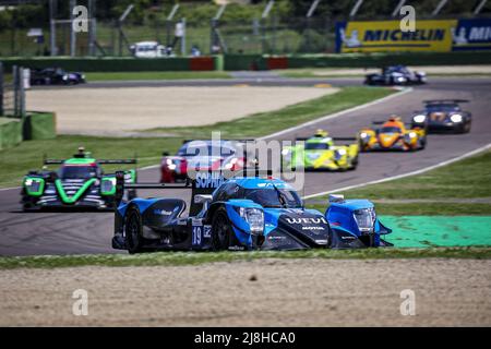 19 VISCAAL Bent (nld), FLORSCH Sophia (ger), Algarve Pro Racing, Oreca 07 - Gibson, in azione durante la 4 ore di Imola 2022, 2nd round della 2022 European le Mans Series sul circuito di Imola dal 12 al 15 maggio, a Imola, Italia - Foto: Paulo Maria/DPPI/LiveMedia Foto Stock