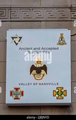 Una lapide sul muro del Masonic Lodgein Nashville, Tennessee, che recita Ancient e accettato Rito Scozzese. Foto Stock