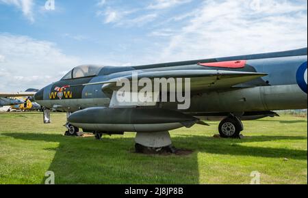 Norwich, Norfolk, Regno Unito – Maggio 14 2022. Aereo militare Hawker Hunter F.MK51 a terra Foto Stock