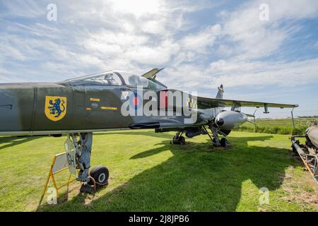 Norwich, Norfolk, Regno Unito – Maggio 14 2022. Un velivolo militare SEPECAT Jaguar dotato di messa a terra Foto Stock