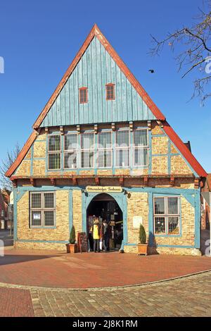 Vecchia casa a Otterndorf, Germania, bassa Sassonia, Otterndorf Foto Stock