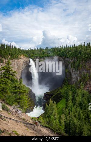 Helmcken Falls nel Wells Gray Provincial Park, British Columbia, Canada. Foto Stock