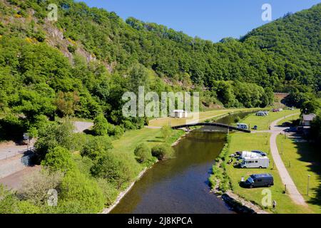 Veduta aerea del Camping Site Camping du Moulin, a Sure River, Bourscheid-Plage, Bourscheid, Diekirch District, Ardenne, Lussemburgo, Europa Foto Stock