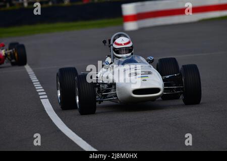 Christoph Widmer, Brabham BT18A, Derek Bell Cup, una gara di venti minuti con monoposto 1 litri di Formula 3 che ha gareggiato negli anni 1964 - Foto Stock