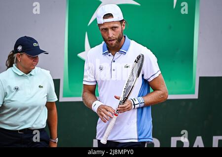 Parigi, Francia. 17th maggio 2022. Hugo GRENIER di Francia durante il secondo giorno di qualificazione di Roland-Garros 2022, French Open 2022, torneo di tennis Grand Slam il 17 maggio 2022 allo stadio Roland-Garros di Parigi, Francia - Foto Matthieu Mirville/DPPI Credit: DPPI Media/Alamy Live News Foto Stock