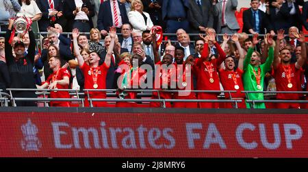 LONDRA, INGHILTERRA - MAGGIO 14:il direttore di Liverpool Jurgen Klopp ha lasciato la fa Cup dopo la finale di fa Cup tra Chelsea e Liverpool al Wembley Stadium di Londra Foto Stock