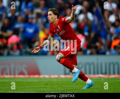 LONDRA, INGHILTERRA - MAGGIO 14:Kostas Tsimikas di Liverpool celebra dopo aver segnato il gol nella punizione sparare durante la finale di fa Cup tra Chelsea An Foto Stock