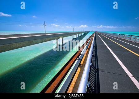 Seven Mile Bridges vecchio e nuovo a Marathon, Florida Keys, Florida meridionale, Stati Uniti d'America Foto Stock