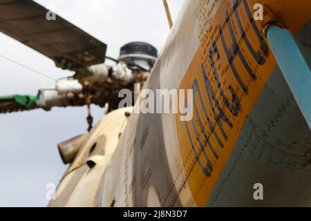 Russo attacco elicottero Gunship Tail Avvertenza Abstract Foto Stock