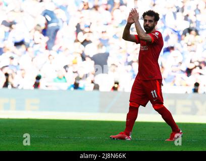 LONDRA, INGHILTERRA - MAGGIO 14:il Liverpool Mohamed Salah viene infortunato durante la finale di fa Cup tra Chelsea e Liverpool al Wembley Stadium, Londra, Regno Unito Foto Stock